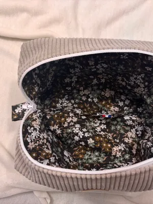 Trousse de Toilette en Velours Côtelé Fait Main – Doublure Fleurie, 3 Tailles